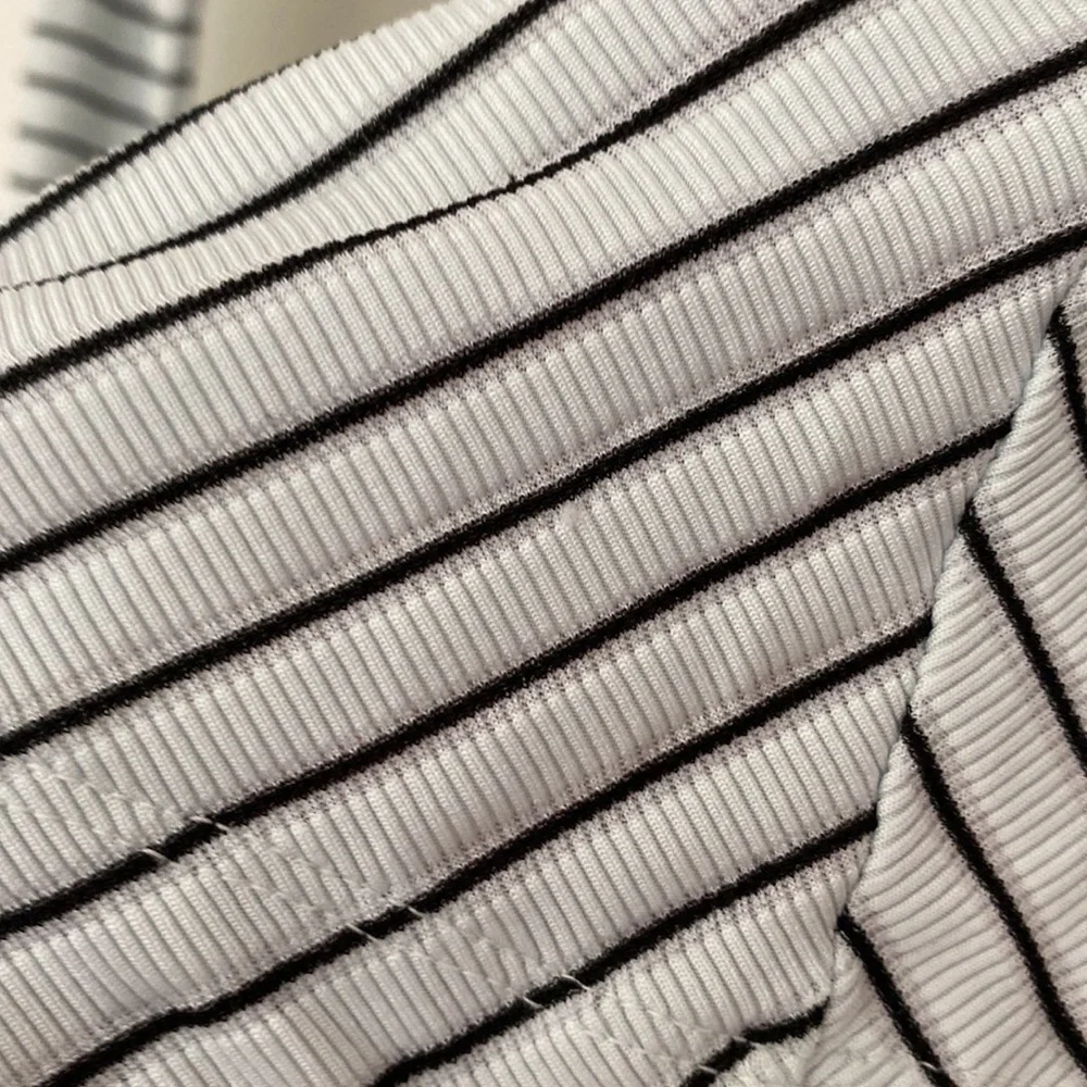 Athleta X Derek Lam IOC White Striped Madison Ave long Sleeve Athletic Shirt Top - Picture 4 of 9